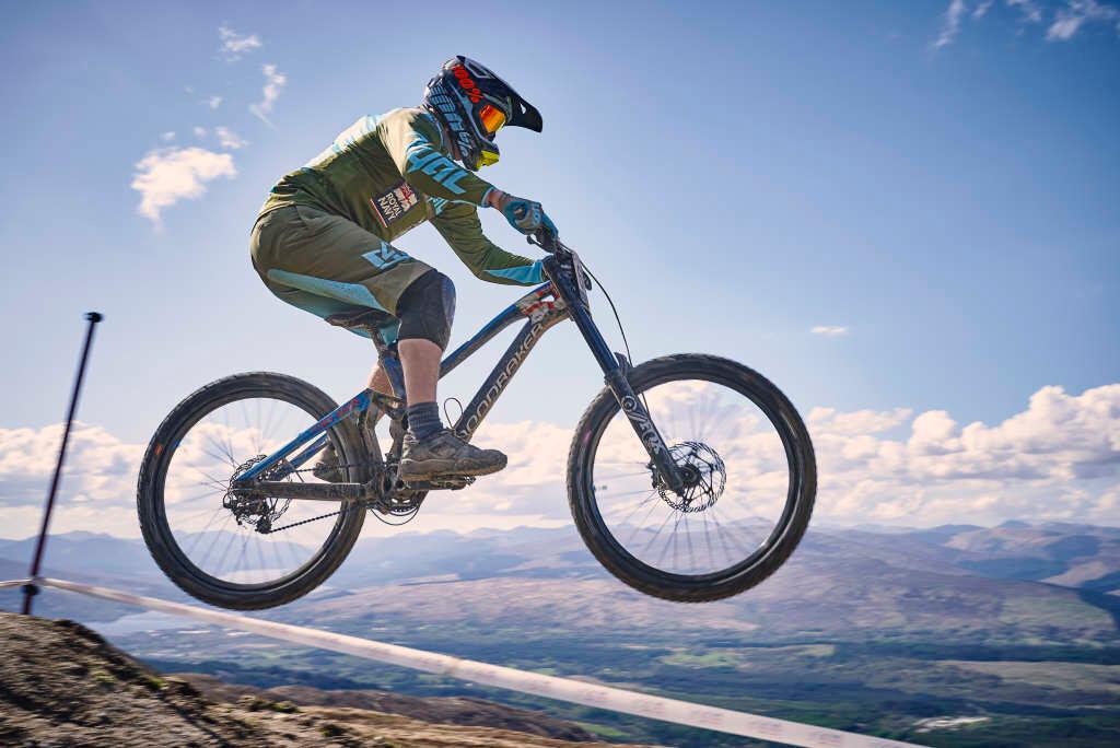 Downhill Mountain Biking Downhill DH Cycling